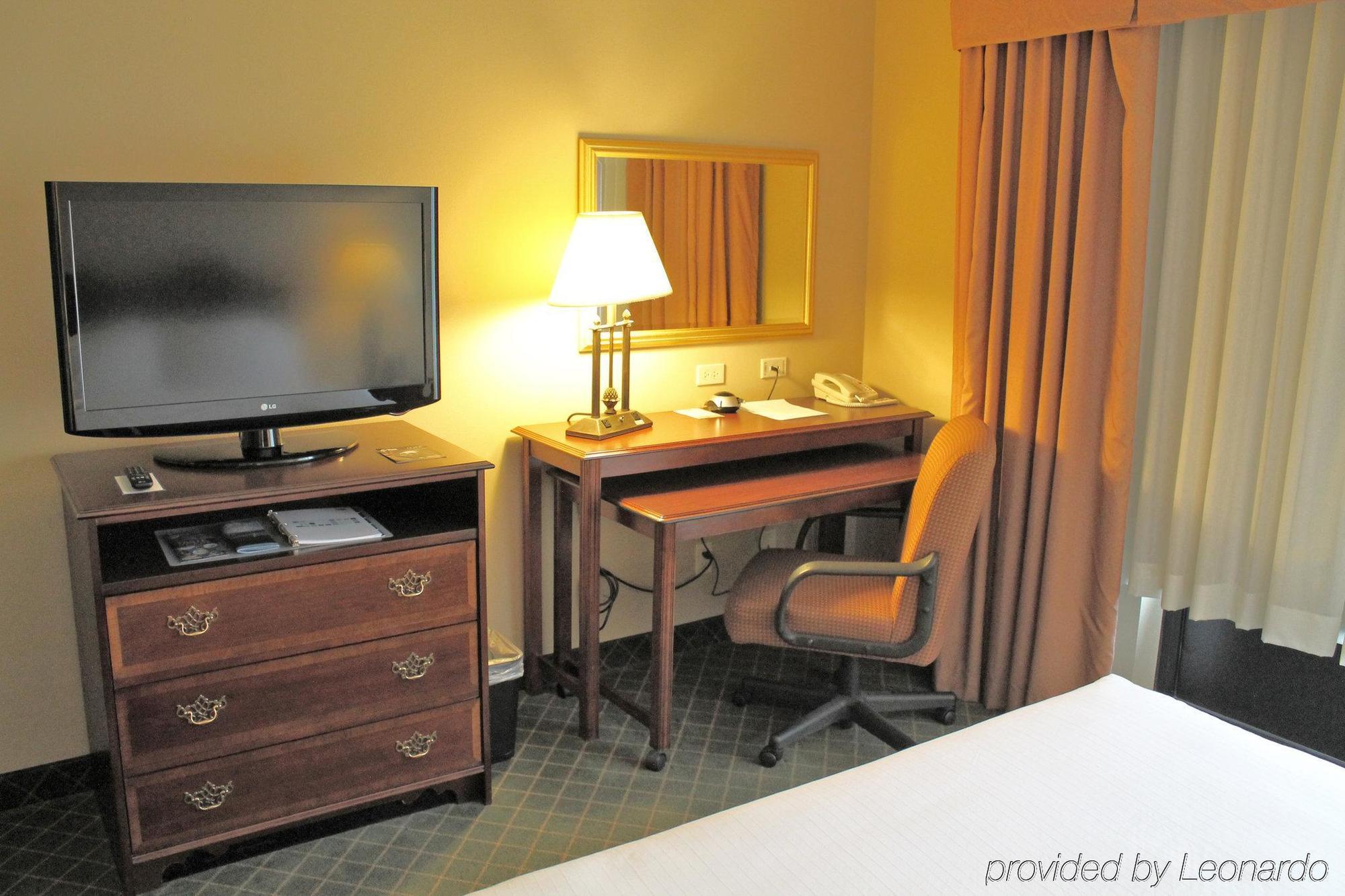 Holiday Inn Express Hotel & Suites Cape Girardeau I-55 By Ihg Exterior foto
